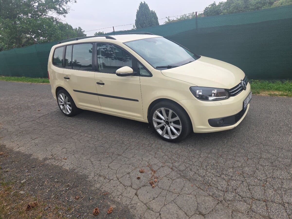 2015 Volkswagen TOURAN