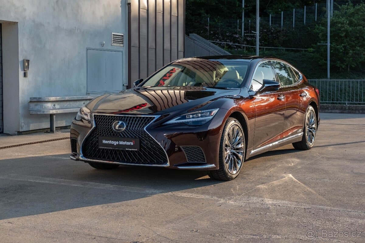 2022 Lexus LS