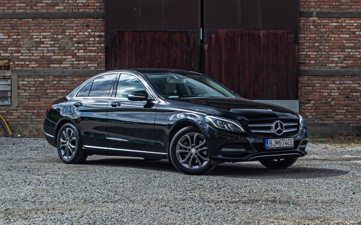 2015 Mercedes-Benz OSTATNÍ