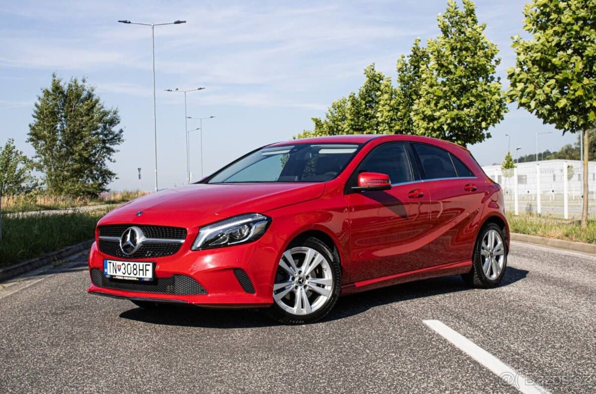 2017 Mercedes-Benz OSTATNÍ