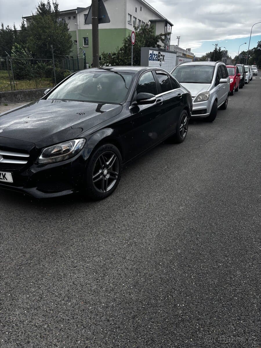 2015 Mercedes-Benz OSTATNÍ