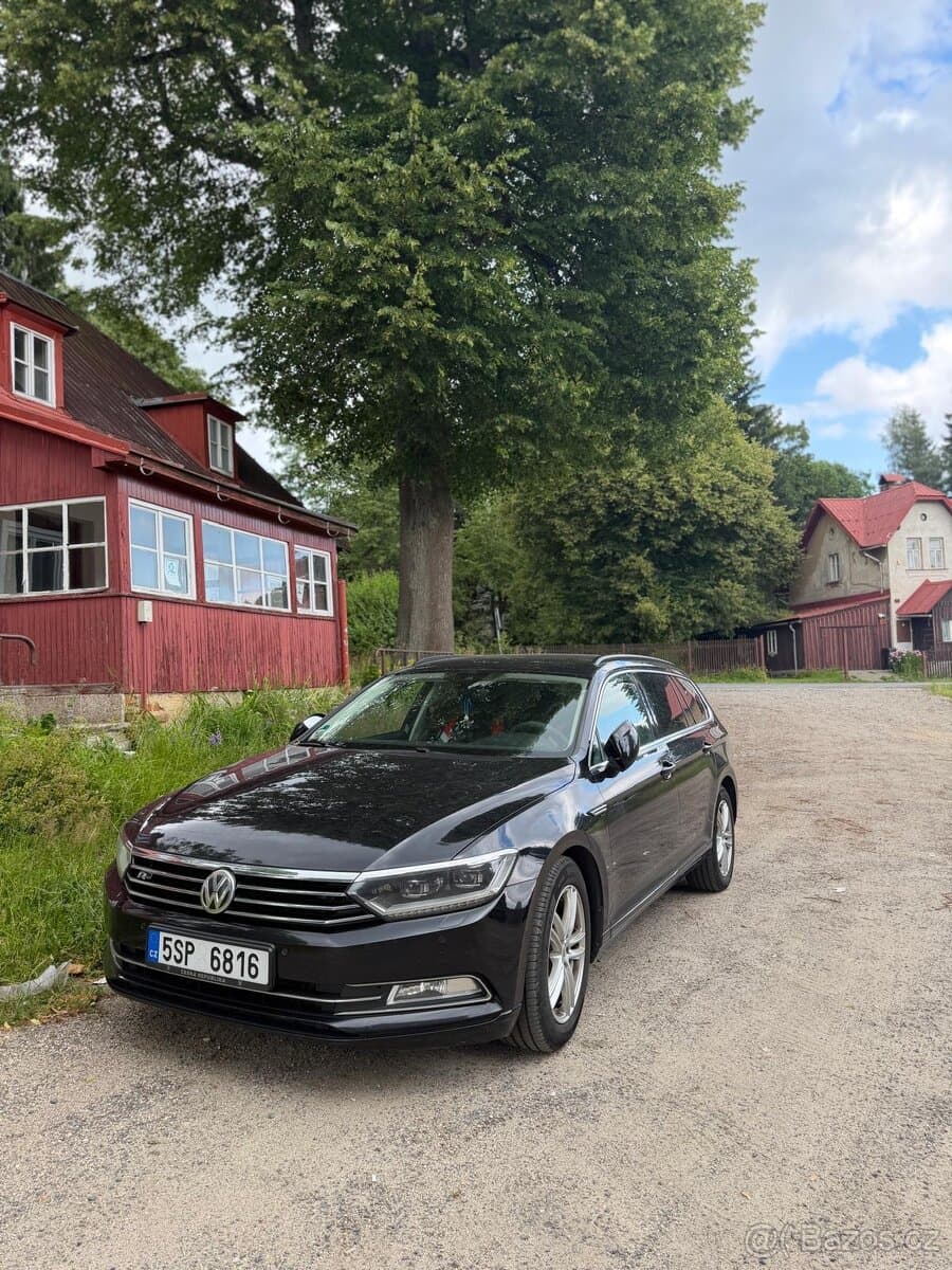 2016 Volkswagen PASSAT