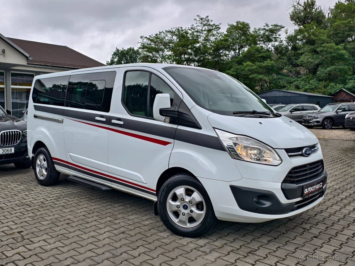 2017 Ford TOURNEO