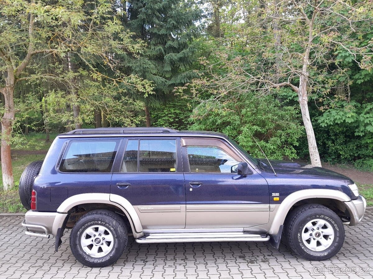 2000 Nissan PATROL