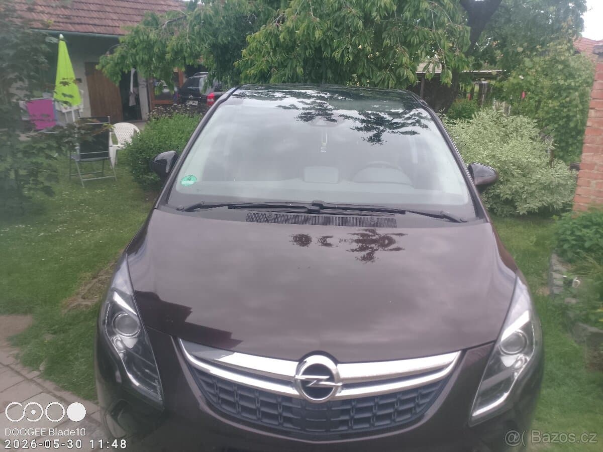 2012 Opel ZAFIRA