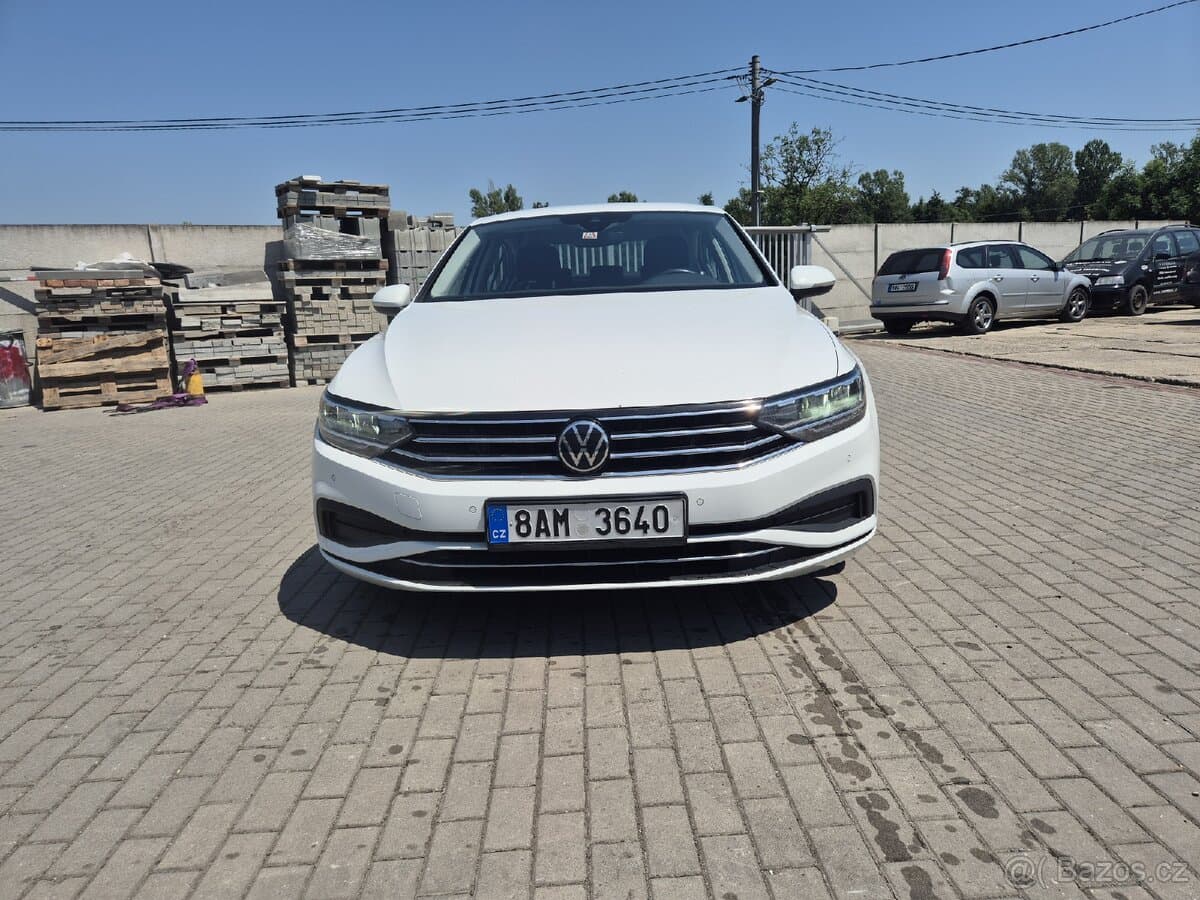 2021 Volkswagen PASSAT