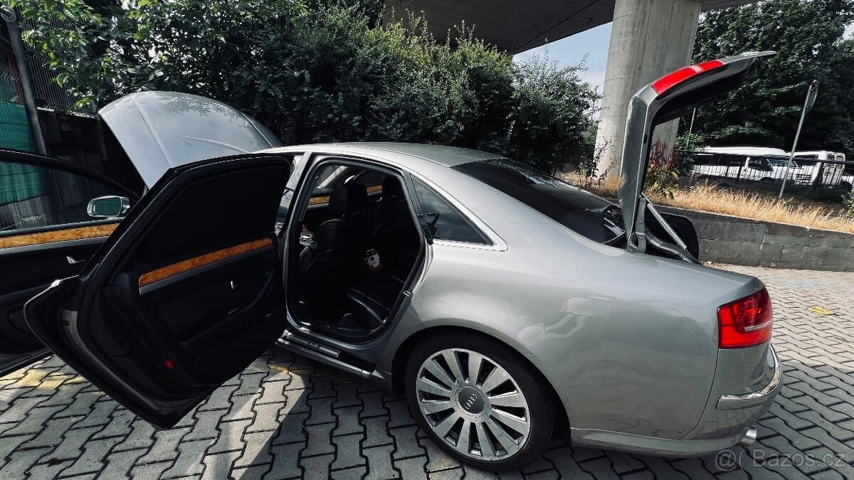 2004 Audi A8