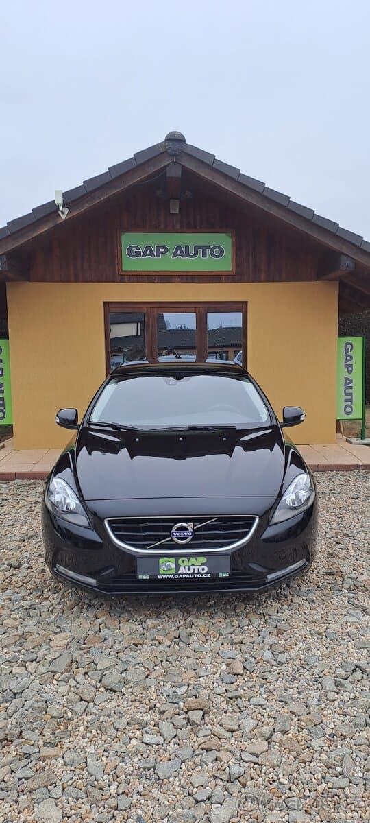 2015 Volvo V40