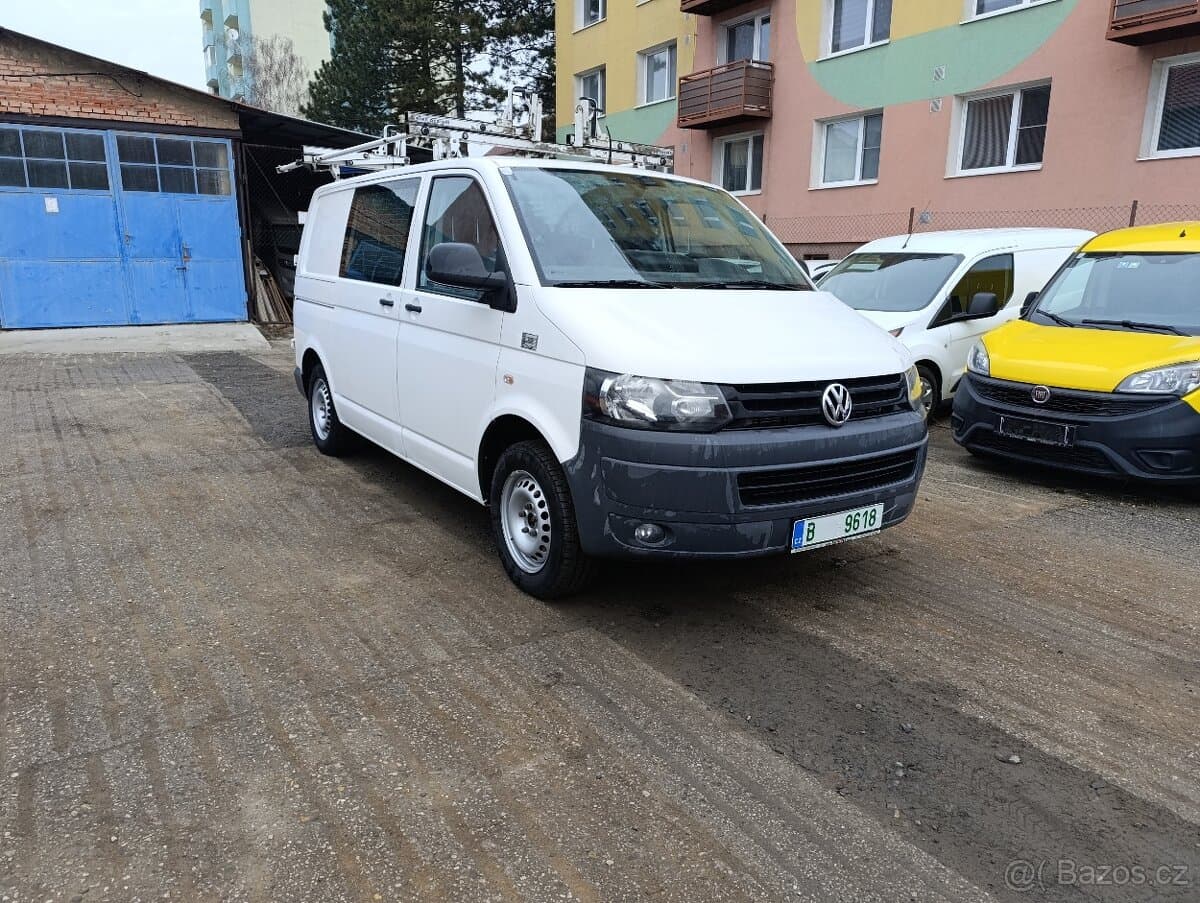 2010 Volkswagen TRANSPORTER