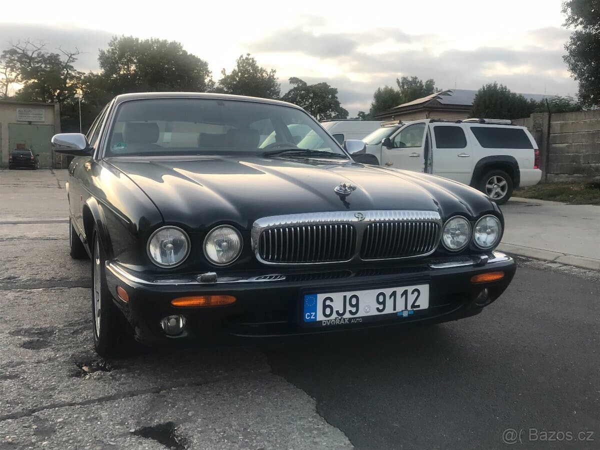 1998 Jaguar OSTATNÍ