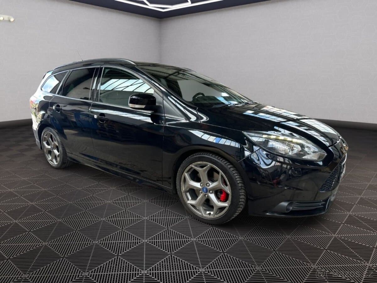 2013 Ford FOCUS