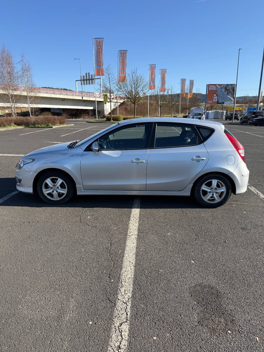2011 Hyundai i30