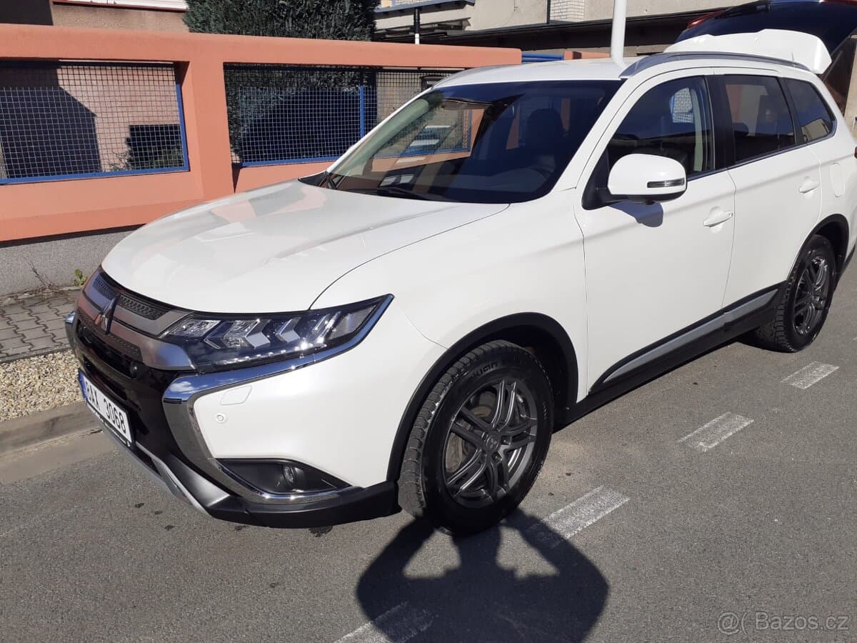 2021 Mitsubishi OUTLANDER