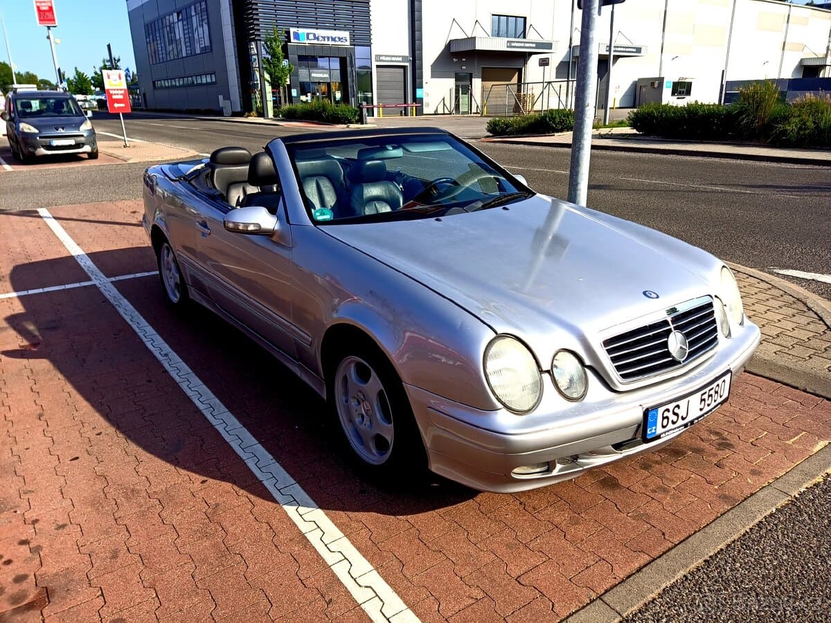 2002 Mercedes-Benz OSTATNÍ