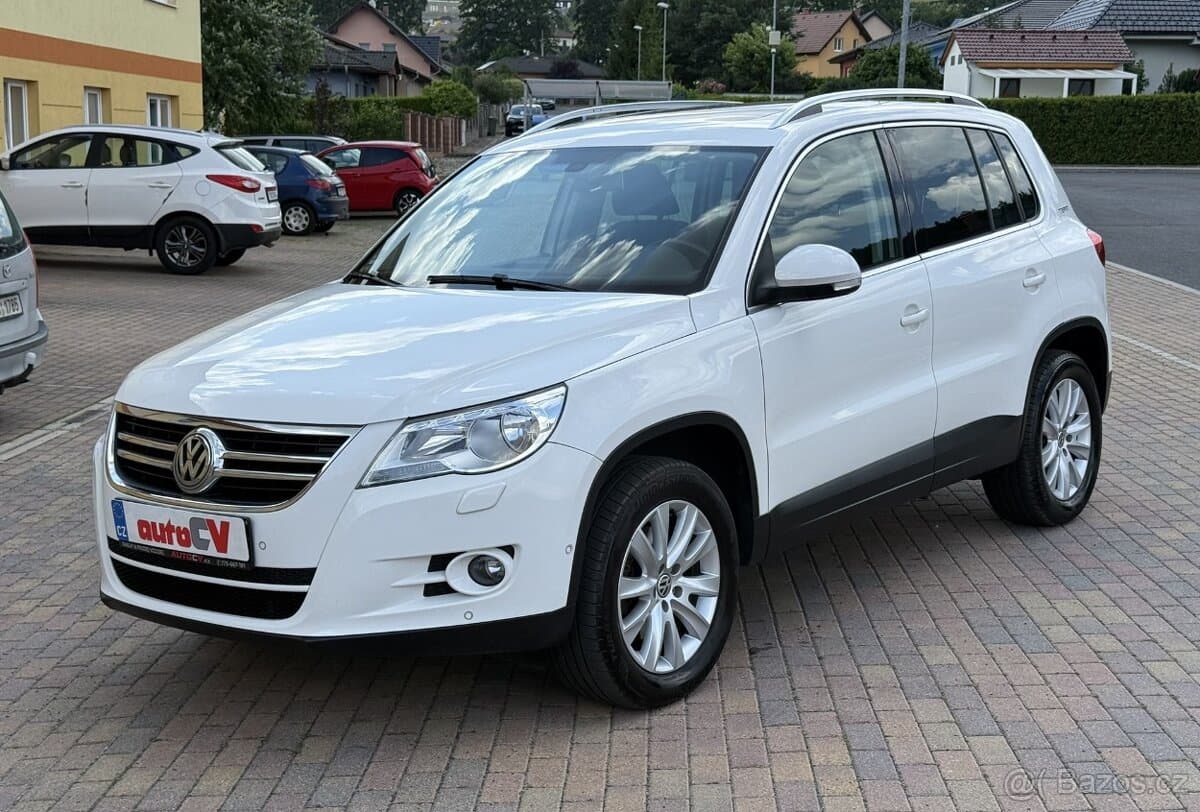 2011 Volkswagen TIGUAN