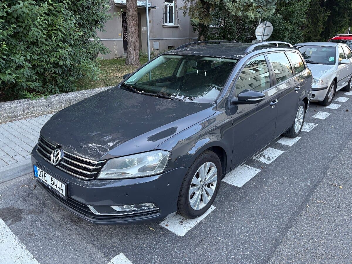2013 Volkswagen PASSAT