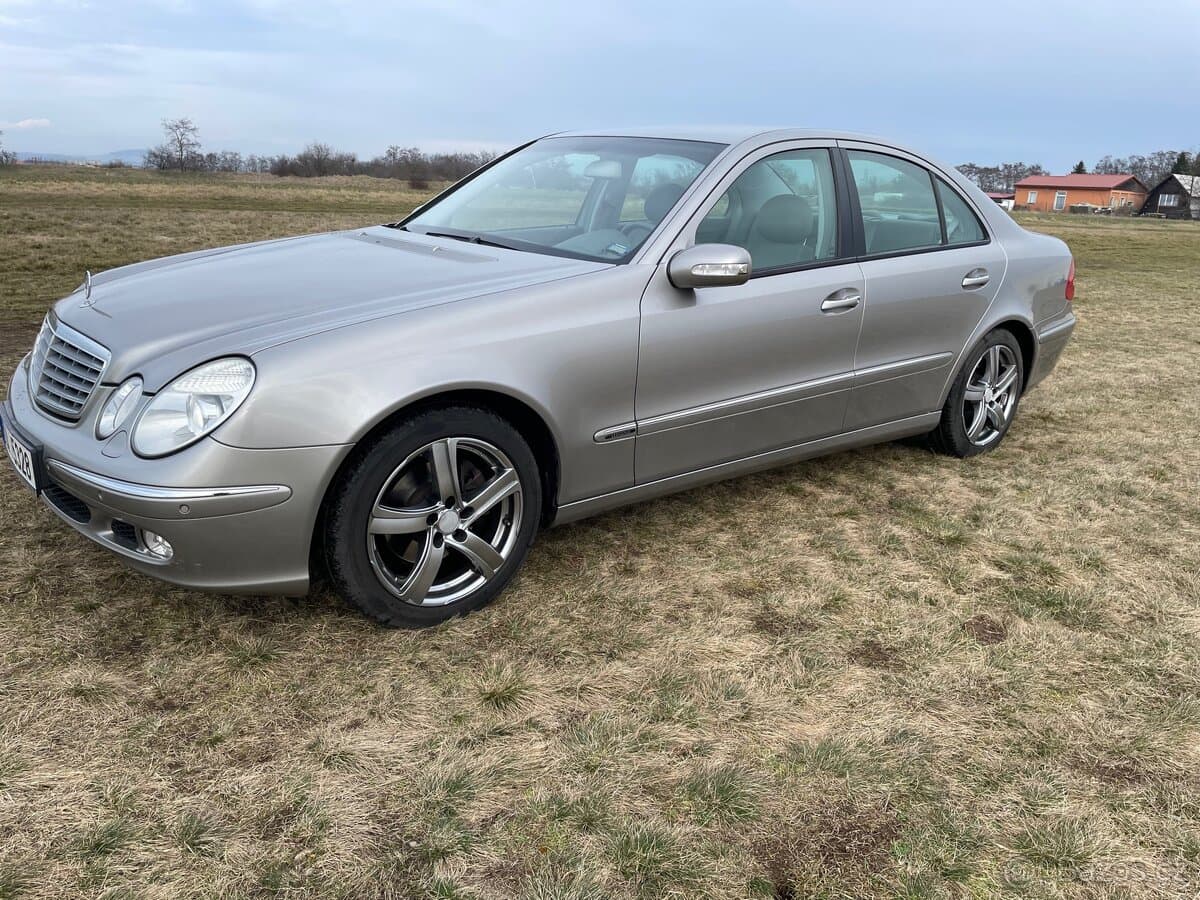 2004 Mercedes-Benz OSTATNÍ