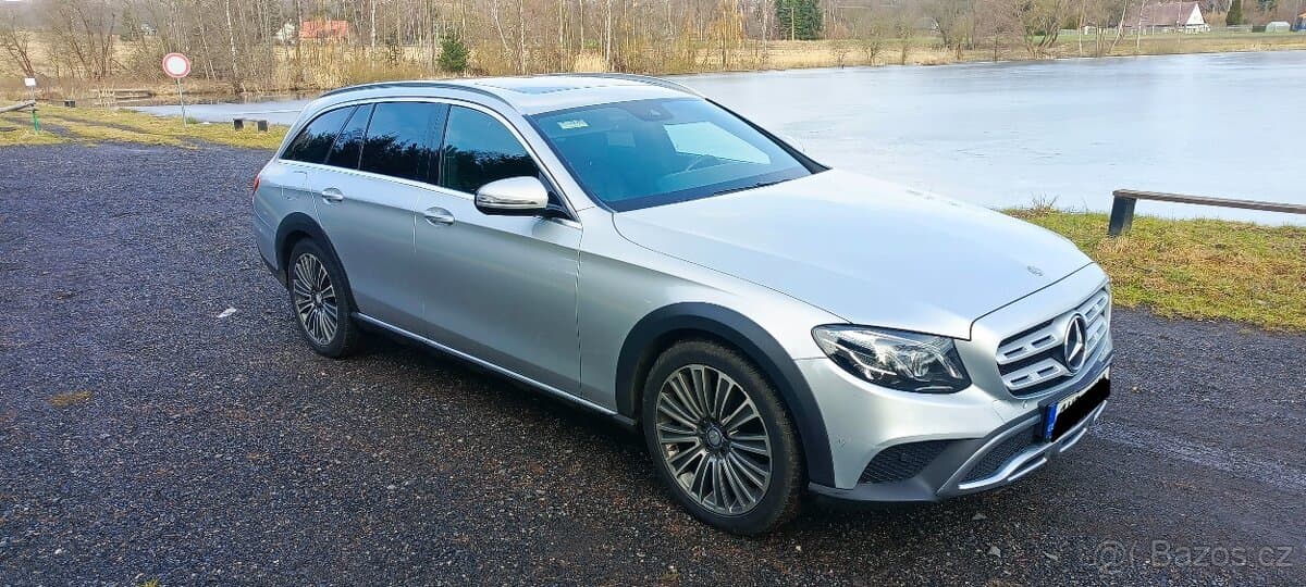 2017 Mercedes-Benz OSTATNÍ