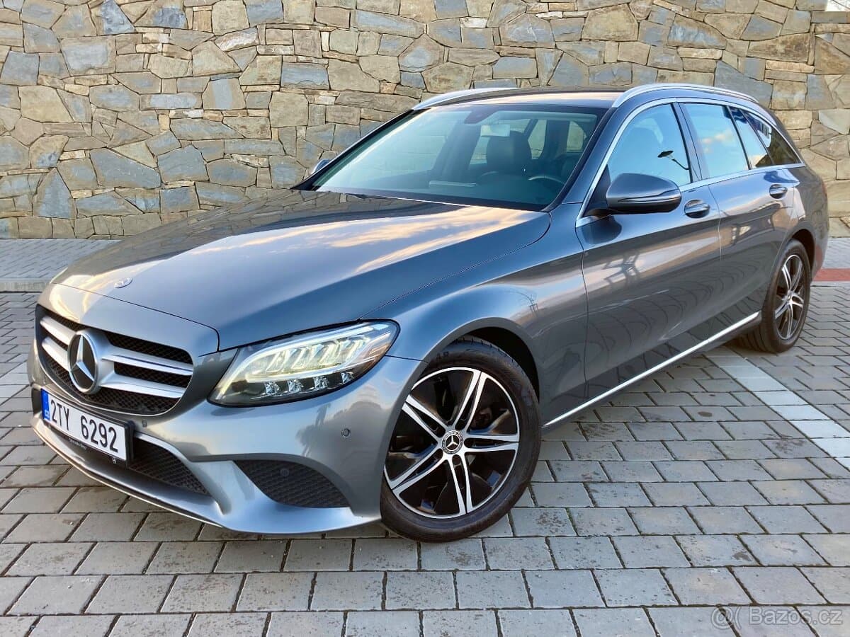 2019 Mercedes-Benz OSTATNÍ