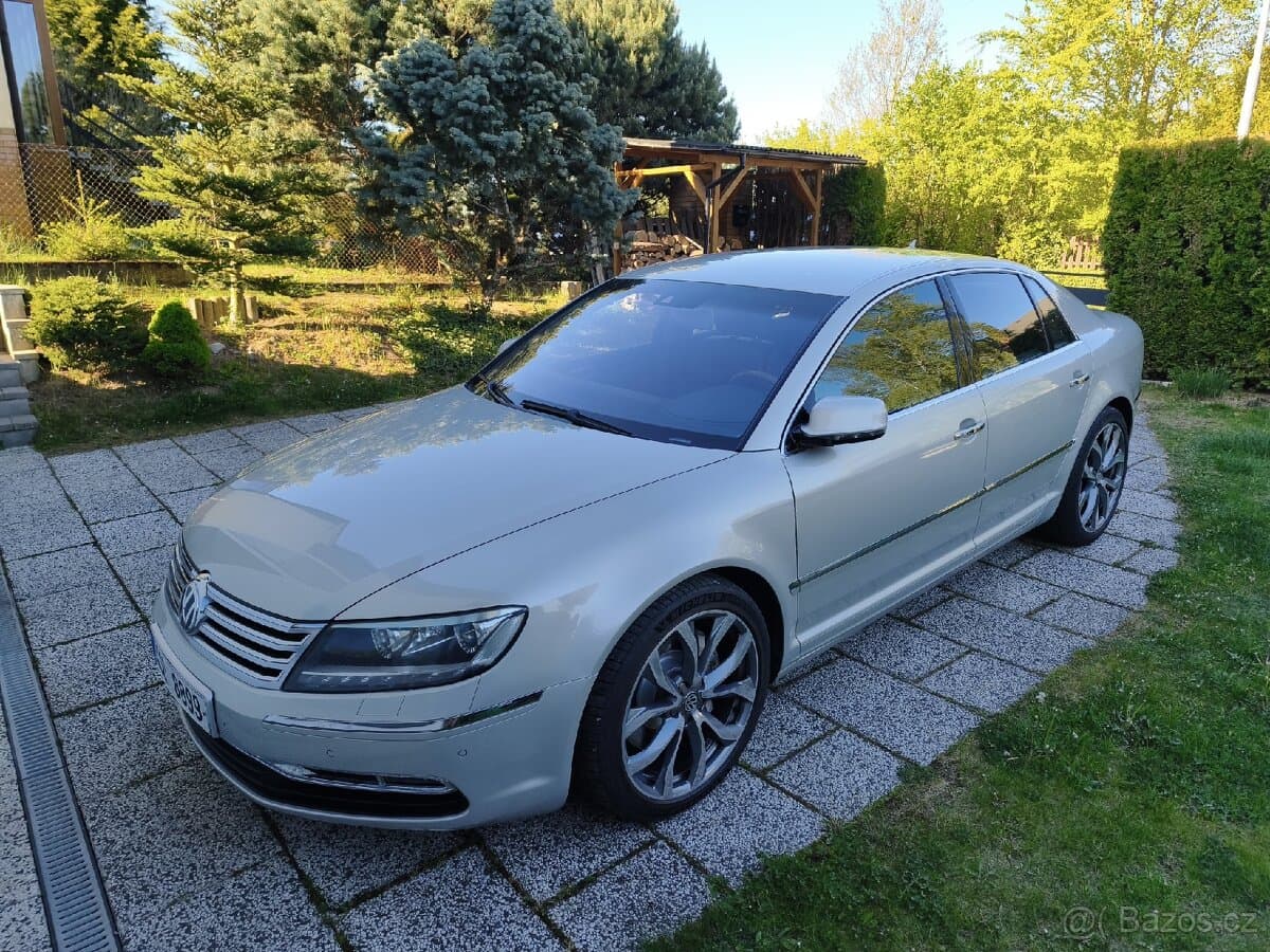 2011 Volkswagen PHAETON