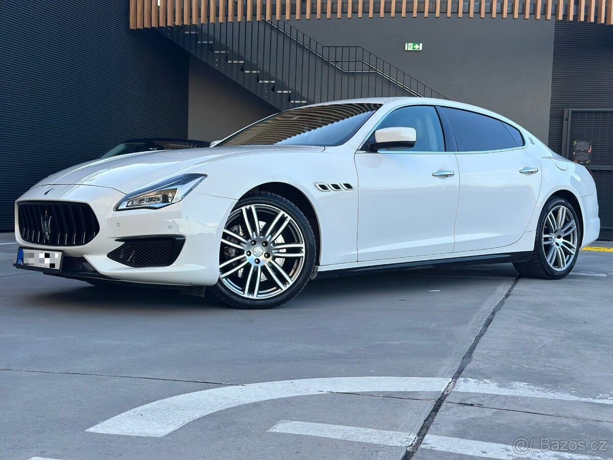 Maserati QUATTROPORTE