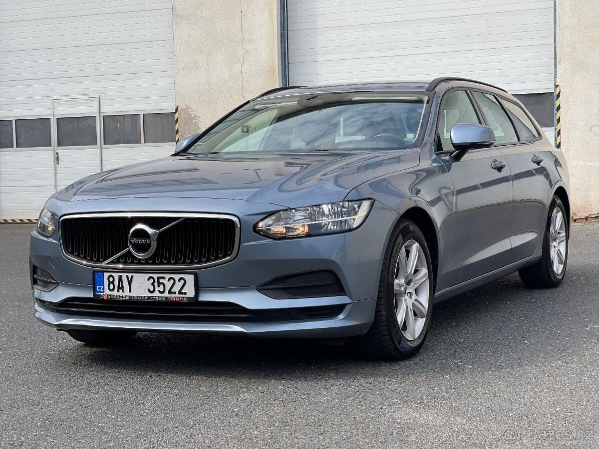 2017 Volvo V90