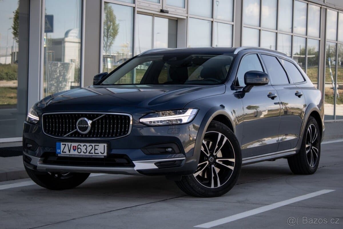 2021 Volvo V90