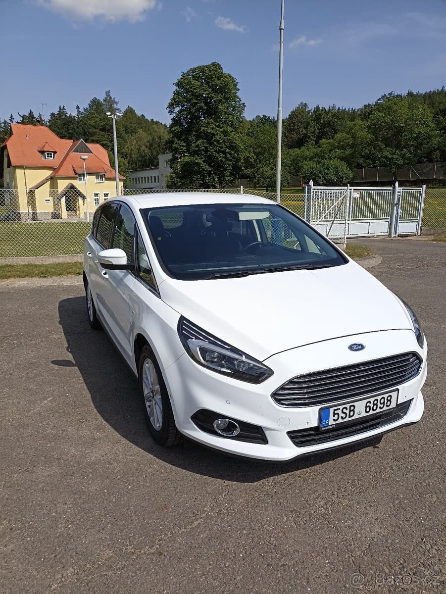 2017 Ford S-MAX