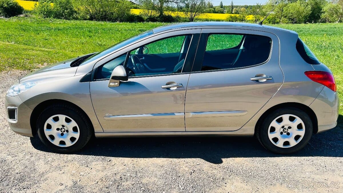 2013 Peugeot 308
