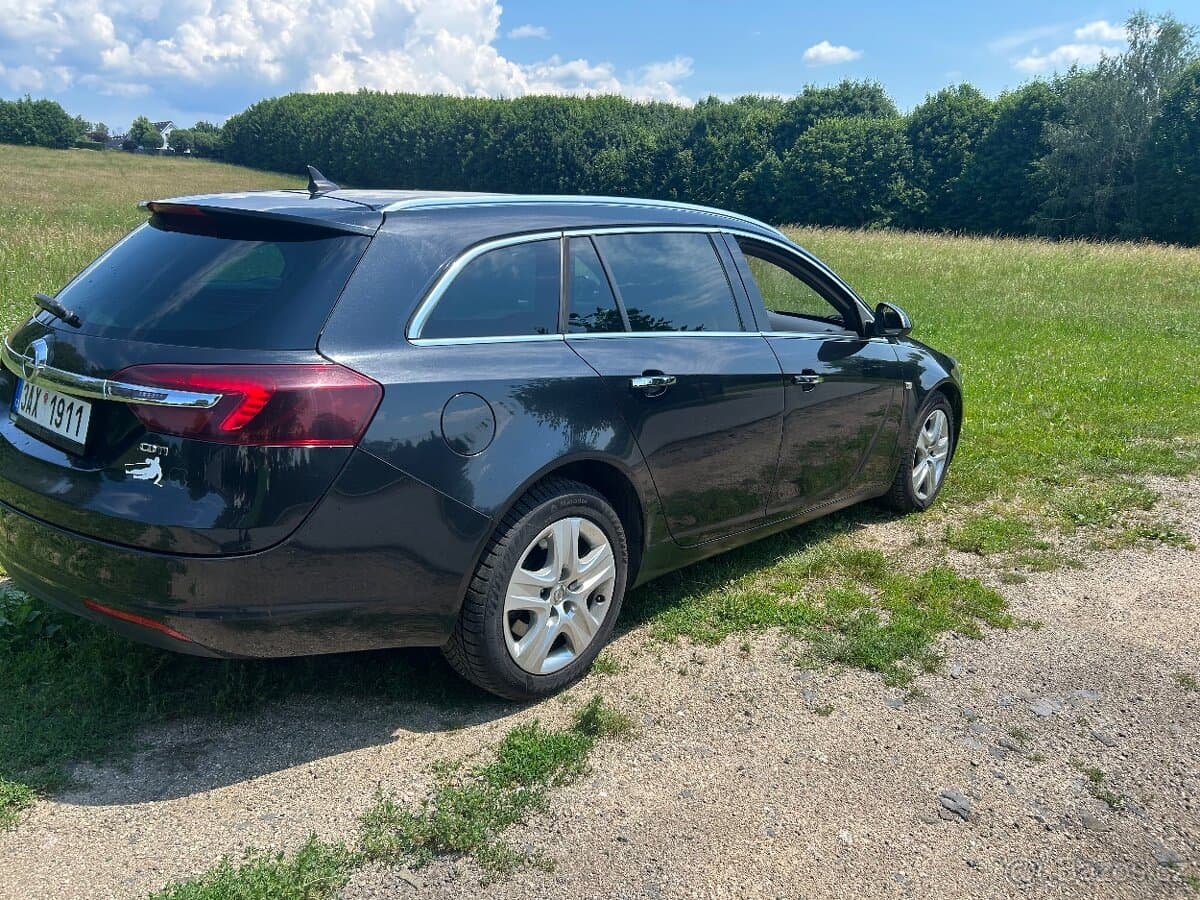2014 Opel INSIGNIA