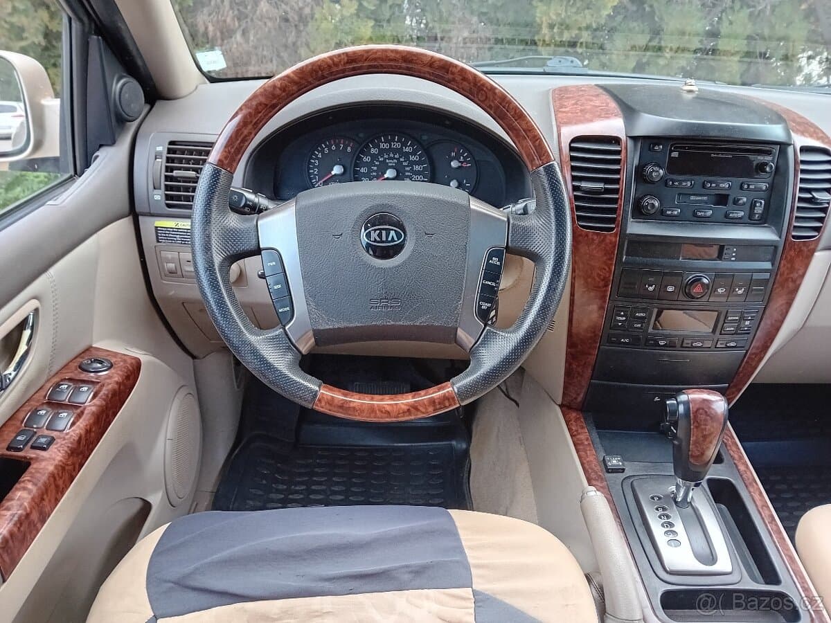 2005 Kia SORENTO