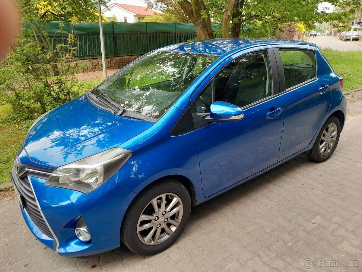 2016 Toyota YARIS