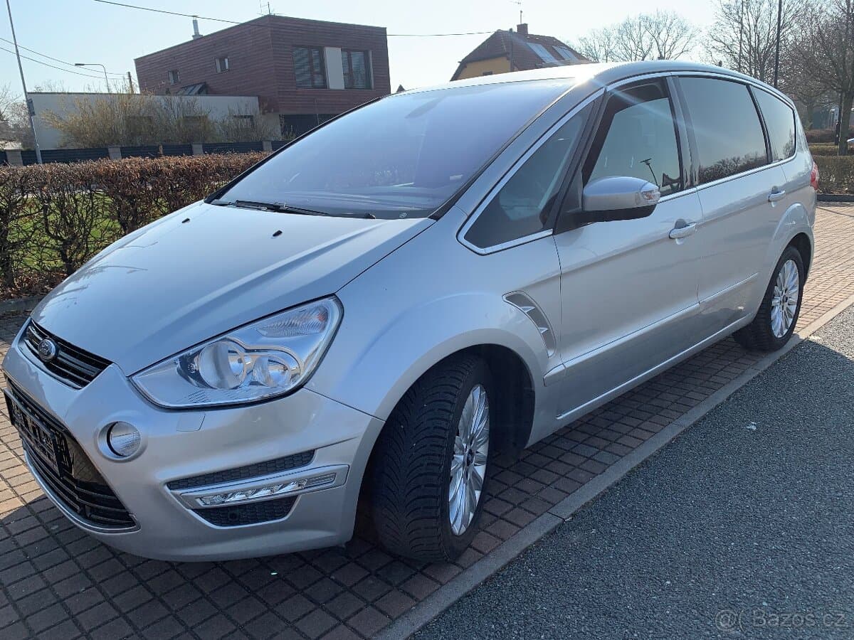 2010 Ford S-MAX