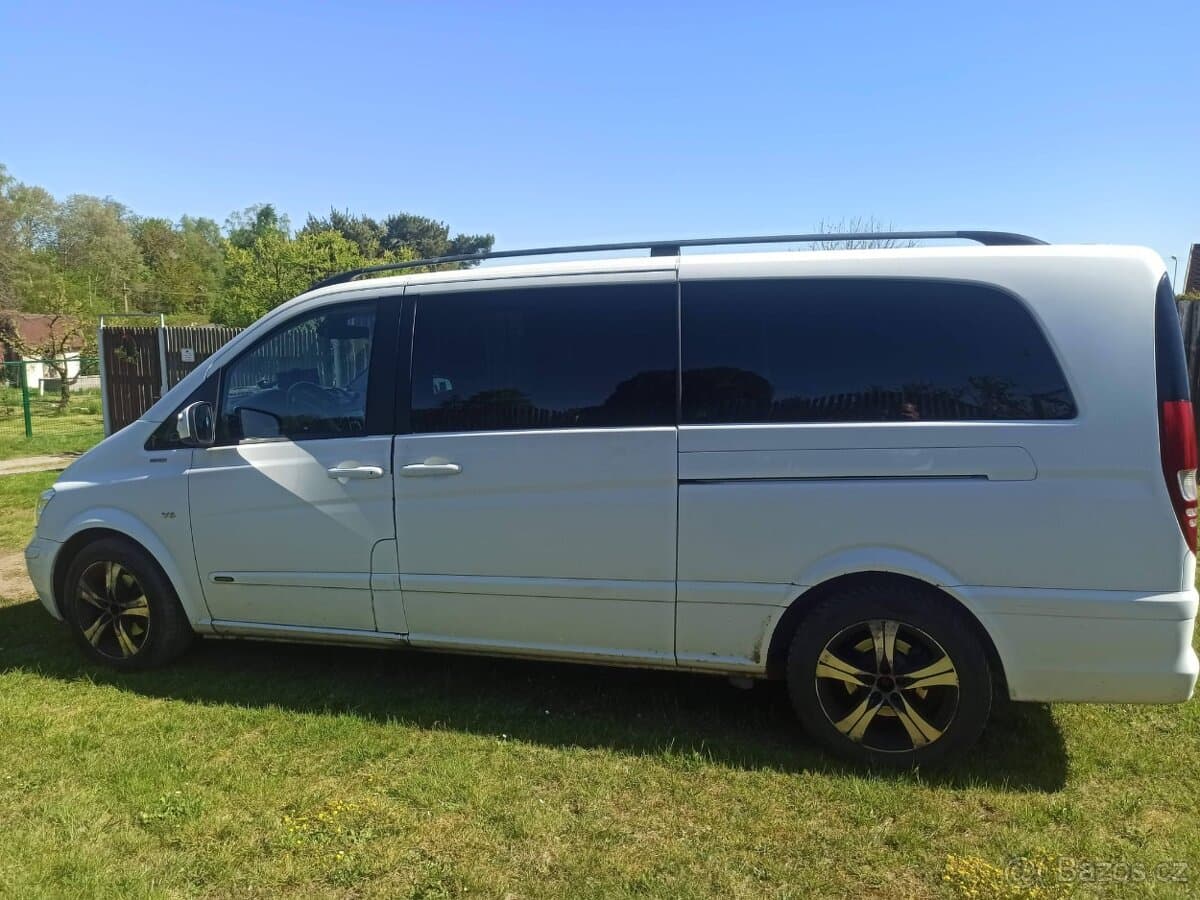 2011 Mercedes-Benz VIANO
