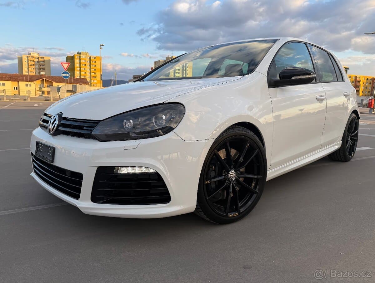 2011 Volkswagen GOLF