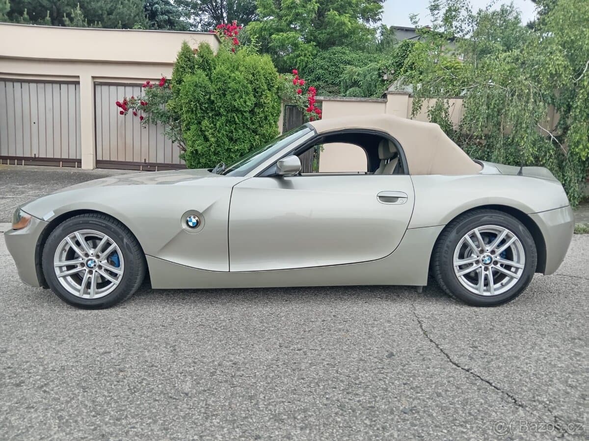 2005 BMW Z4