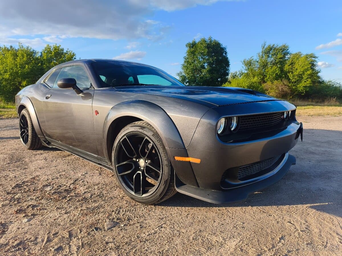 2018 Dodge CHALLENGER
