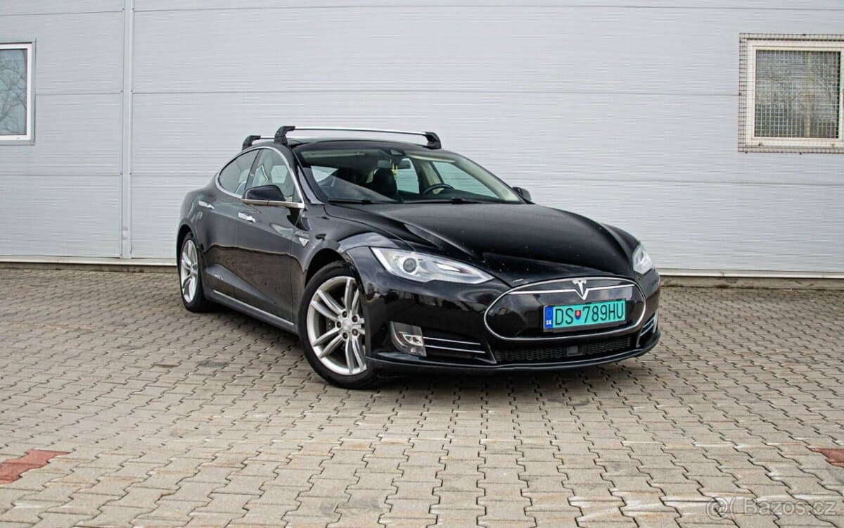 2014 Tesla MODEL S