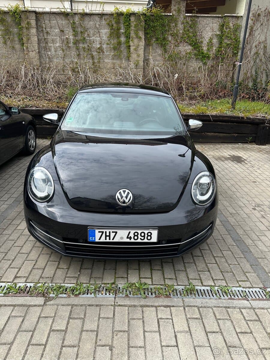 2013 Volkswagen BEETLE