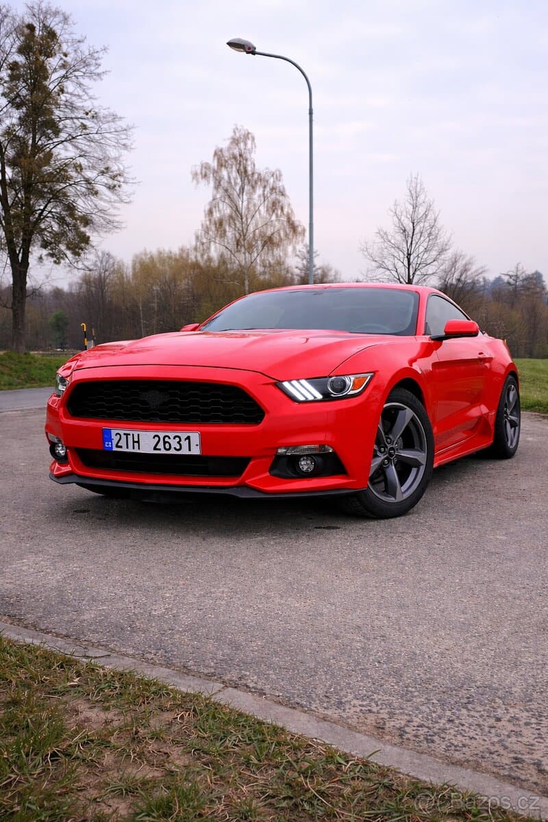 2017 Ford MUSTANG
