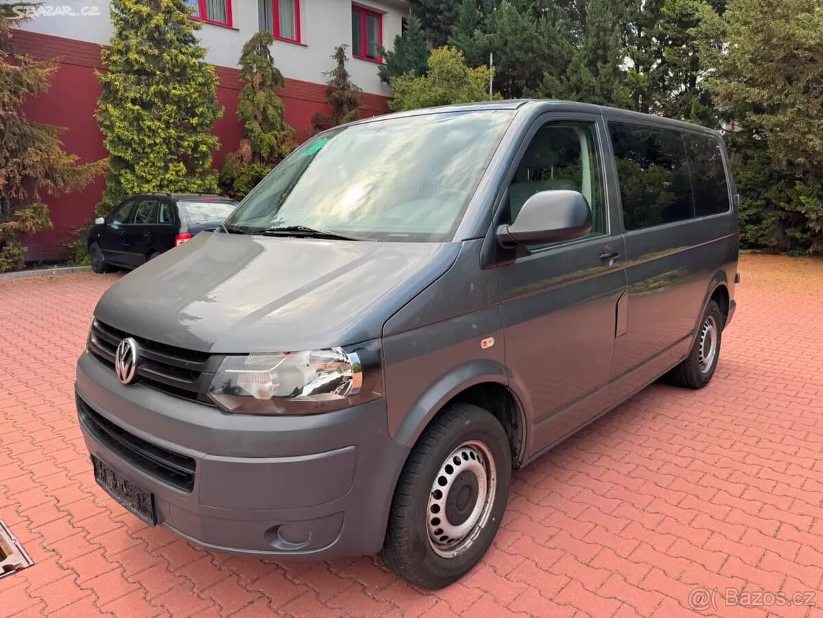 2010 Volkswagen TRANSPORTER
