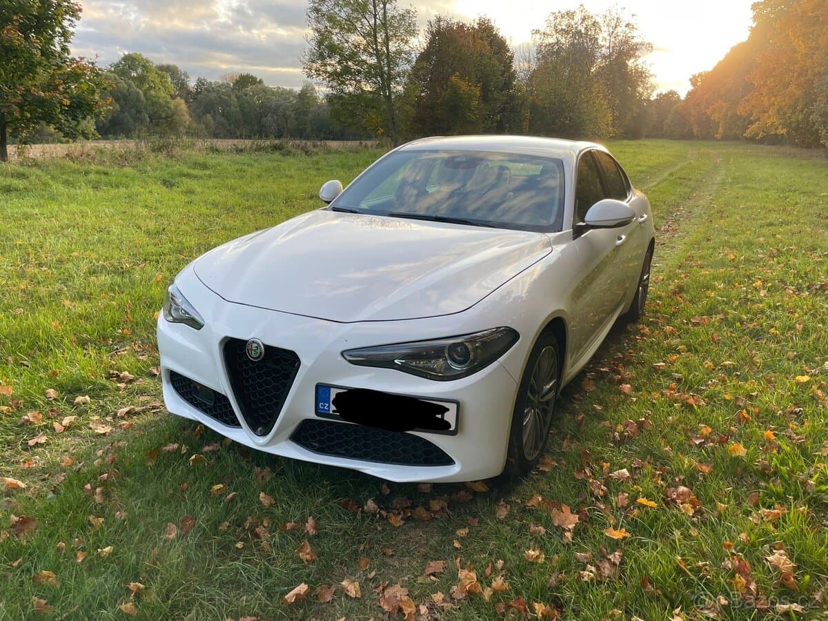 2019 Alfa Romeo GIULIA