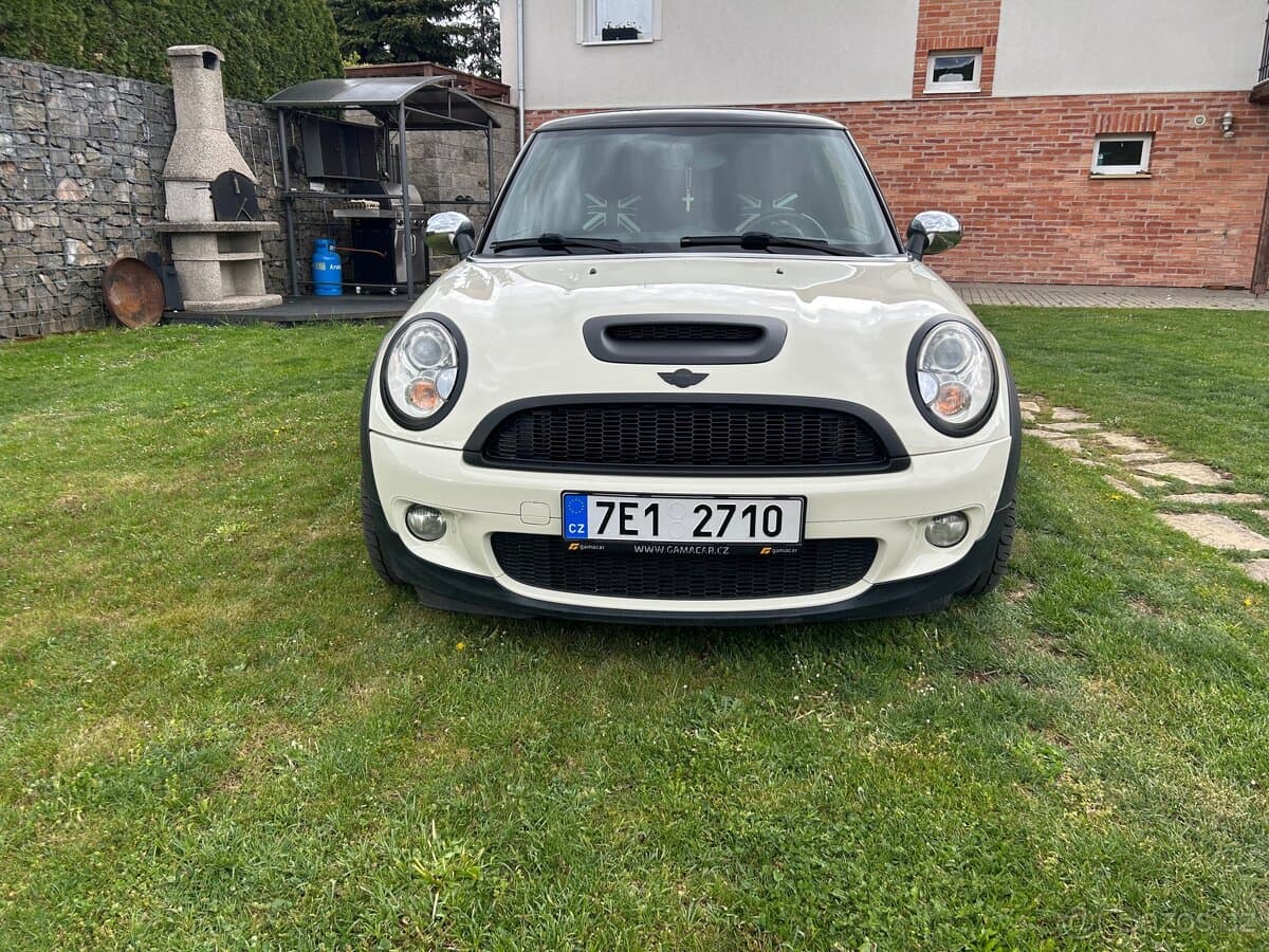 2007 Mini COOPER S