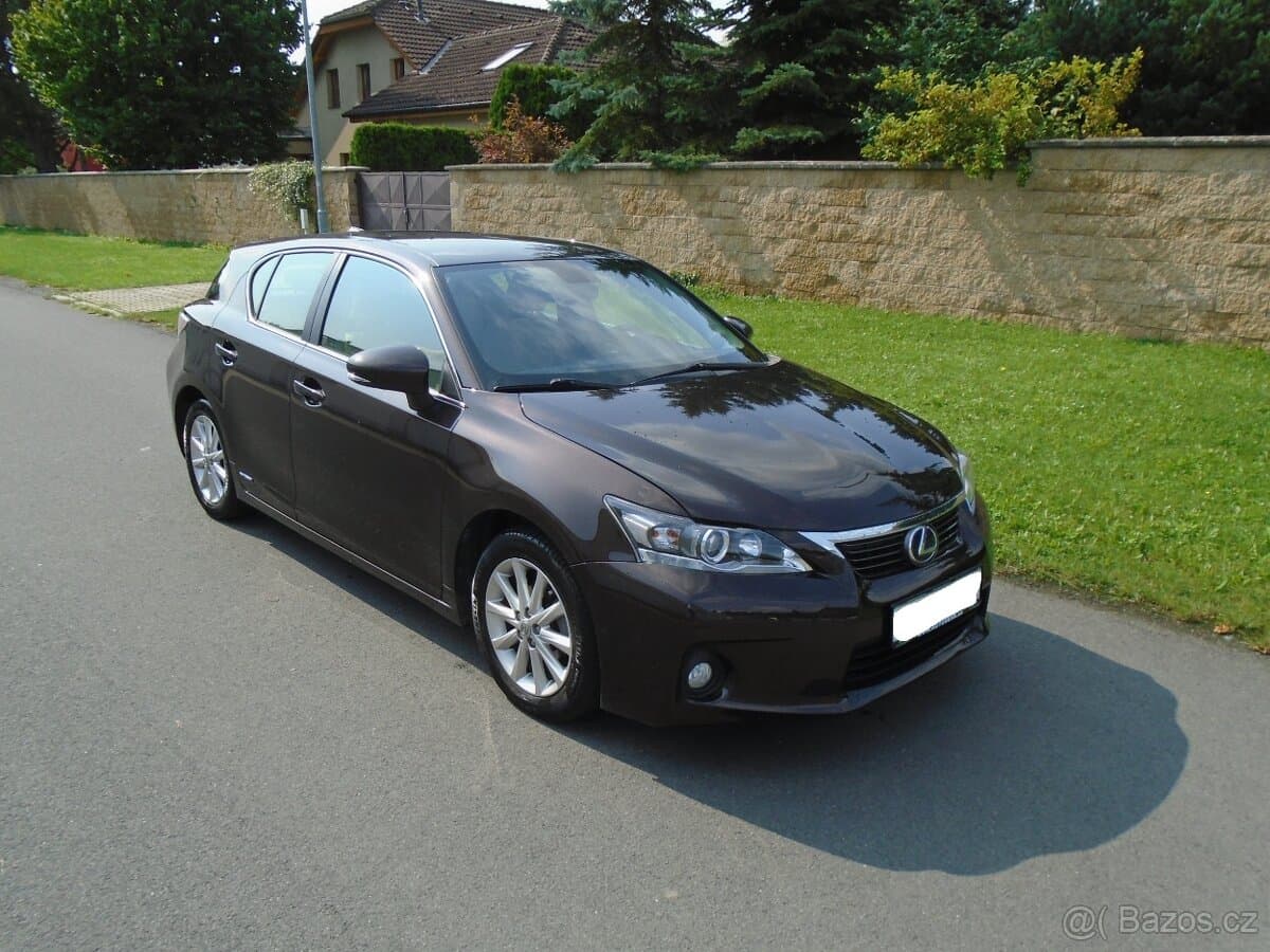 2011 Lexus OSTATNÍ