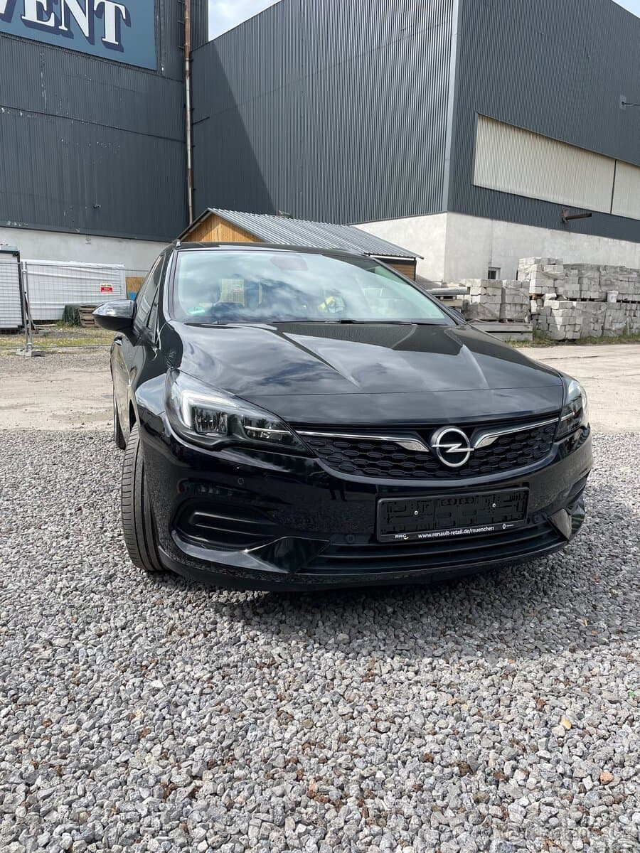 2021 Opel ASTRA