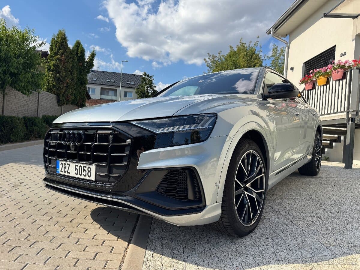 2023 Audi Q8