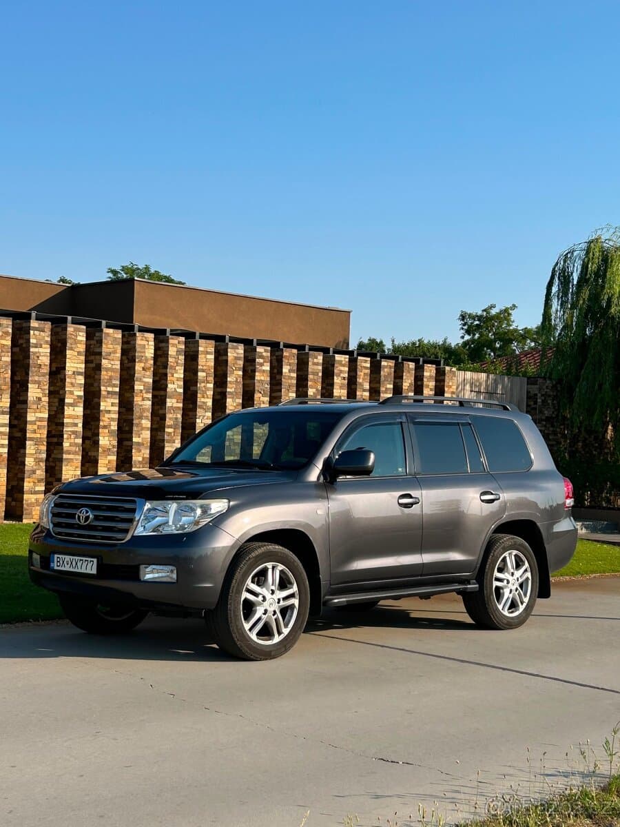 2009 Toyota LAND CRUISER
