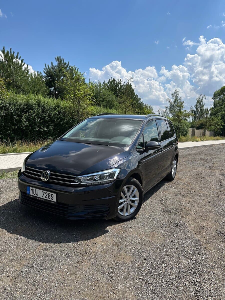 2018 Volkswagen TOURAN