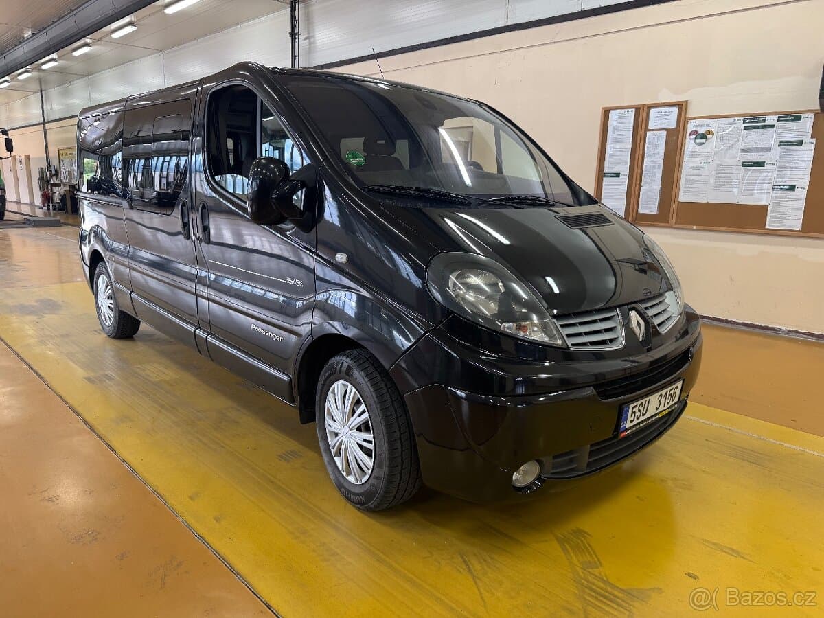 2011 Renault TRAFIC