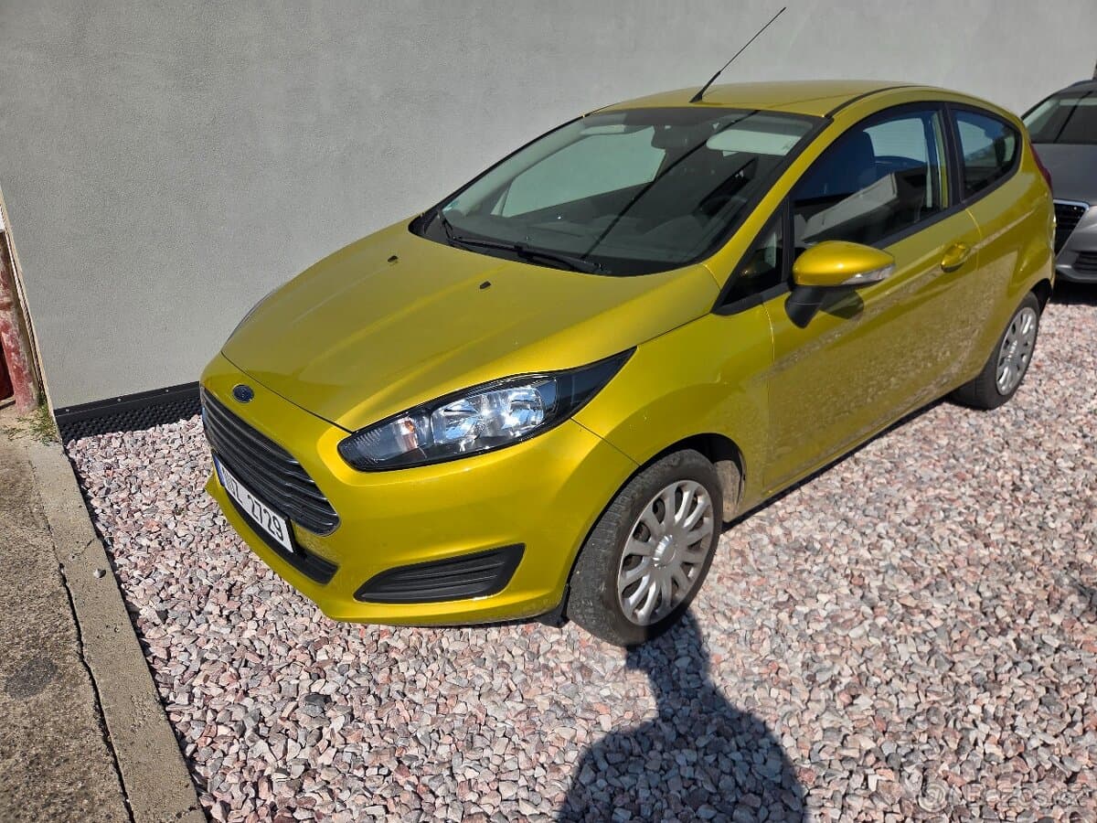 2015 Ford FIESTA